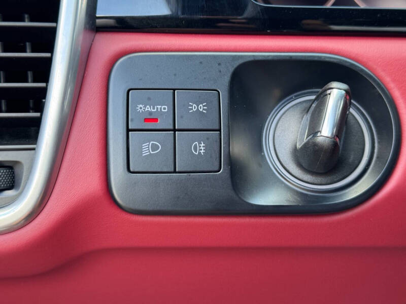 2023 Porsche Cayenne