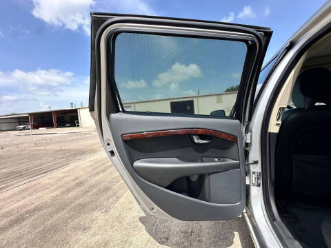 2009 Volvo V70 3.2