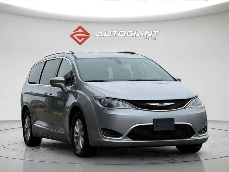 2019 Chrysler Pacifica Touring L