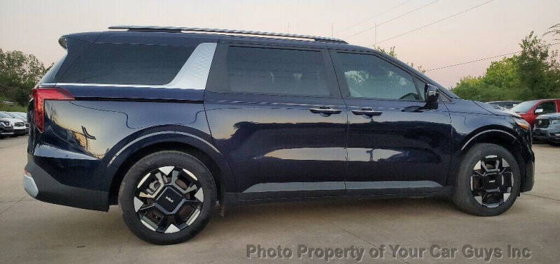 2025 Kia Carnival EX