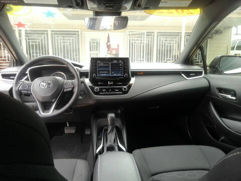 2022 Toyota Corolla Hatchback SE