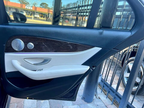 2019 Mercedes-Benz E-Class E 300