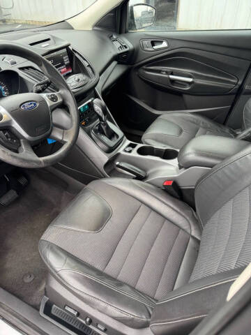 2015 Ford Escape SE