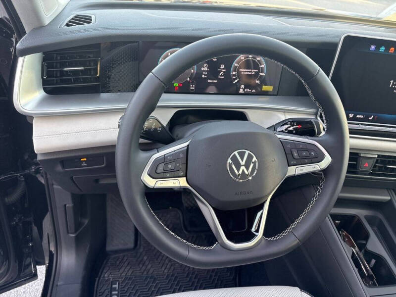 2026 Volkswagen Tiguan SE 4Motion