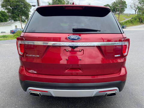 2017 Ford Explorer Platinum