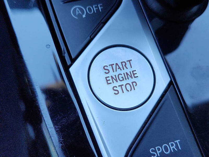 2023 BMW X4 xDrive30i