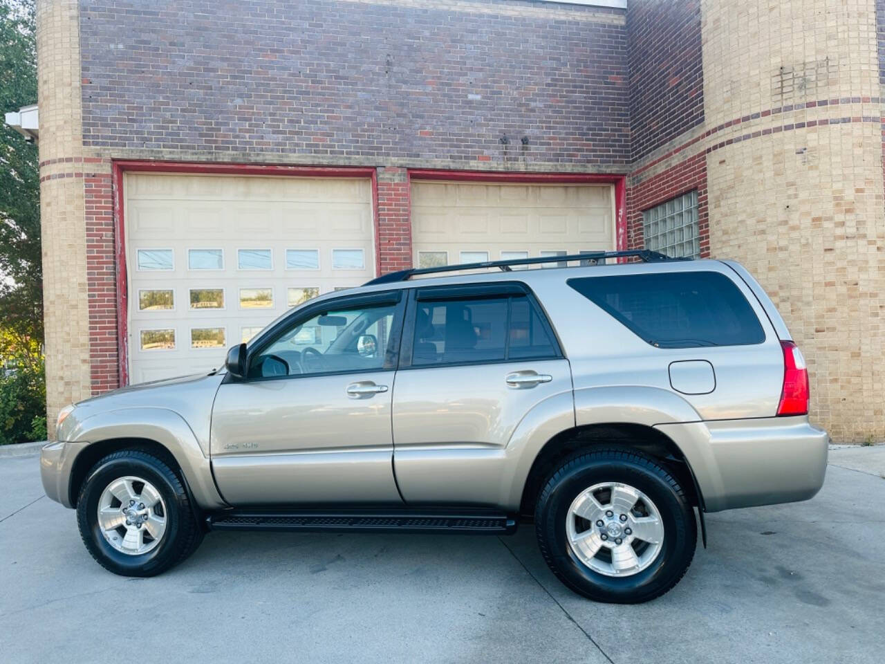 2007 Toyota 4Runner SR5 photo 14