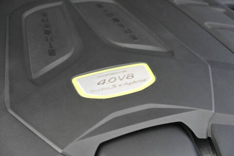 2022 Porsche Cayenne Turbo S E-Hybrid