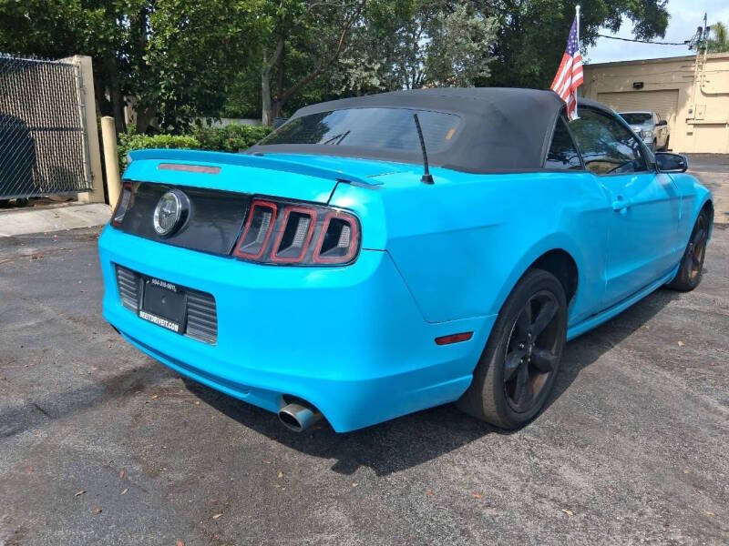 2014 Ford Mustang GT Premium