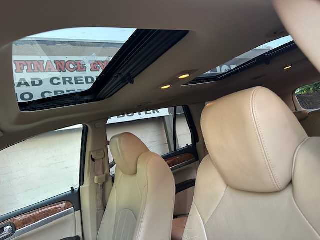 2011 Buick Enclave CXL-2