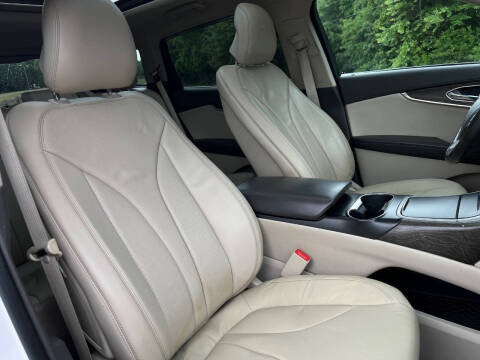 2017 Lincoln MKX Reserve