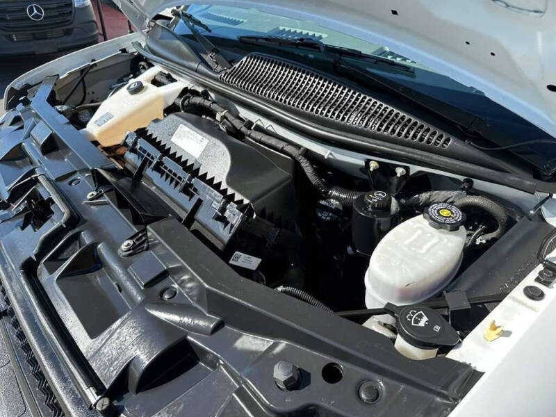 2022 Chevrolet Express 2500