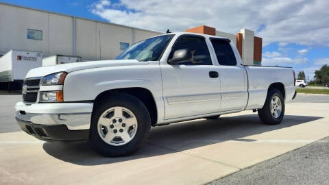 2007 Chevrolet Silverado 1500 Classic for sale at JULIANO'S GARAGE AUTO SALES in Ocoee FL