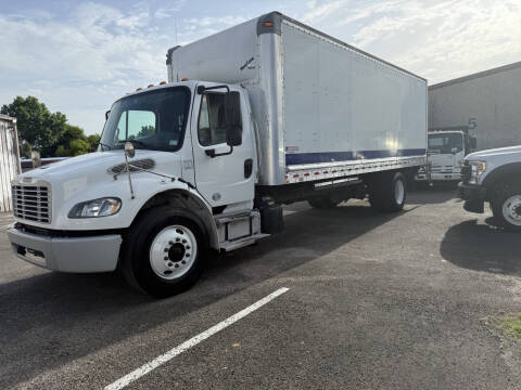 2017 Freightliner M2 106