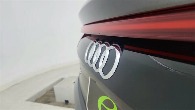 2023 Audi Q8 quattro Prestige 55 TFSI