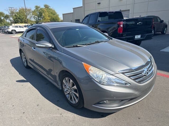 Used 2014 Hyundai Sonata Limited with VIN 5NPEC4AB7EH860573 for sale in Broken Arrow, OK