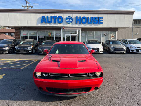 2015 Dodge Challenger SXT