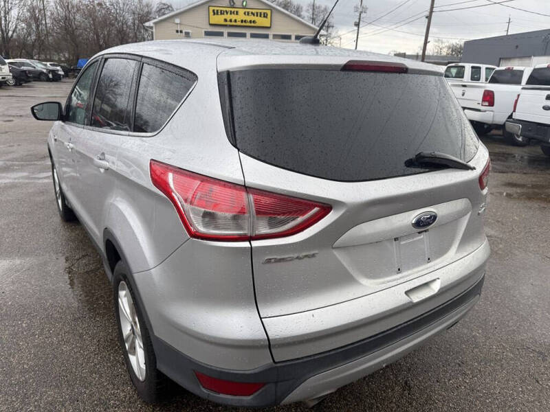 2016 Ford Escape SE
