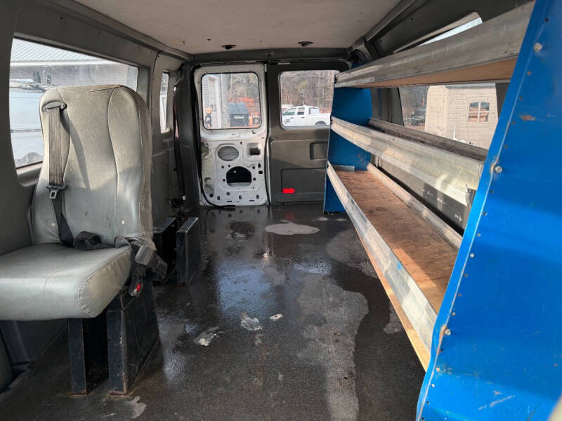 2009 Ford E-Series E-250