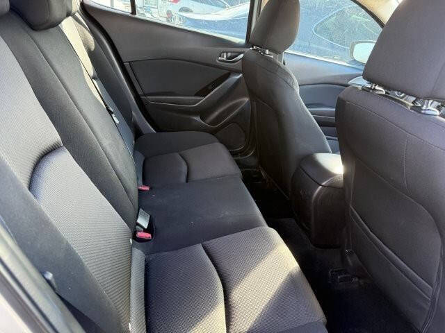 2018 Mazda MAZDA3 Sport