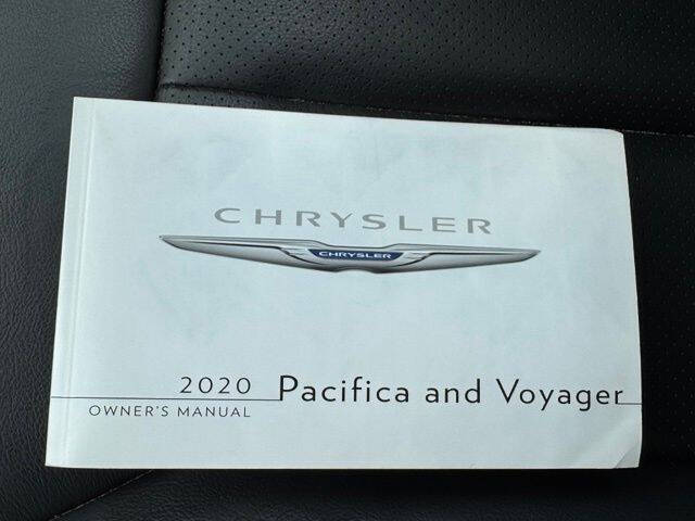 2020 Chrysler Pacifica Touring L