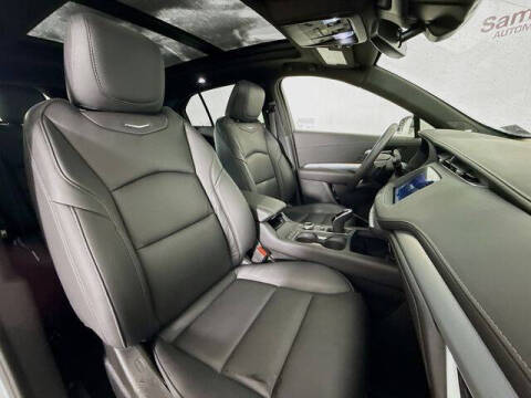 2023 Cadillac XT4 Premium Luxury