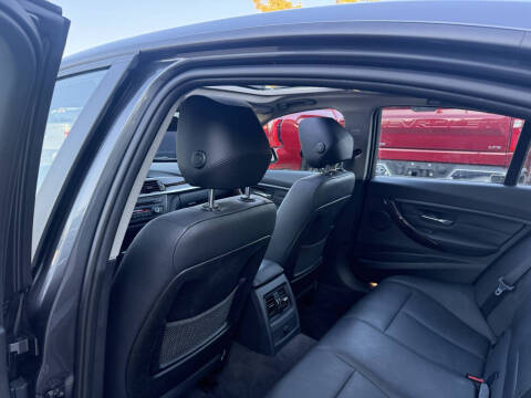 2014 BMW 3 Series 328i