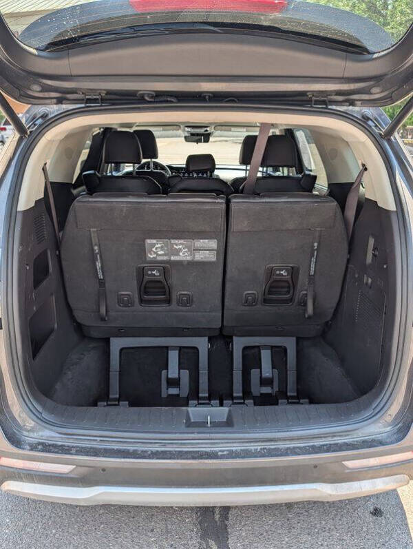 2022 Kia Carnival EX