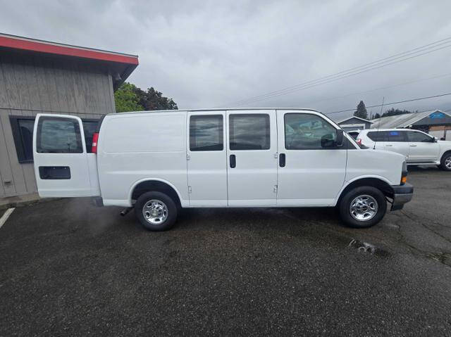 2020 GMC Savana 2500