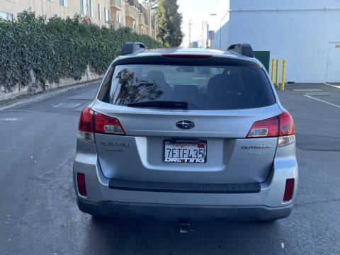 2014 Subaru Outback 2.5i