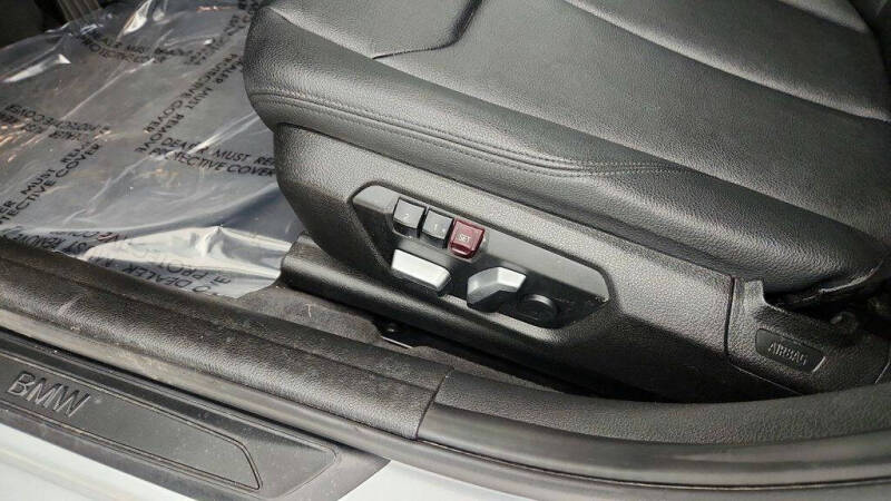 2017 BMW 3 Series 320i