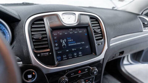 2022 Chrysler 300 Touring