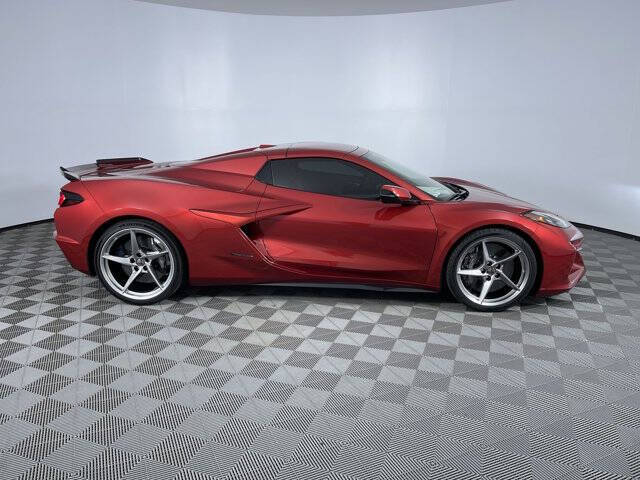 2025 Chevrolet Corvette E-Ray