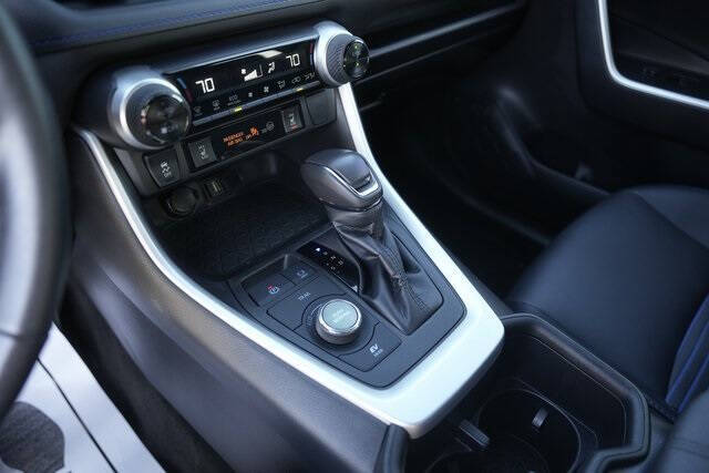 2022 Toyota RAV4 Hybrid XSE