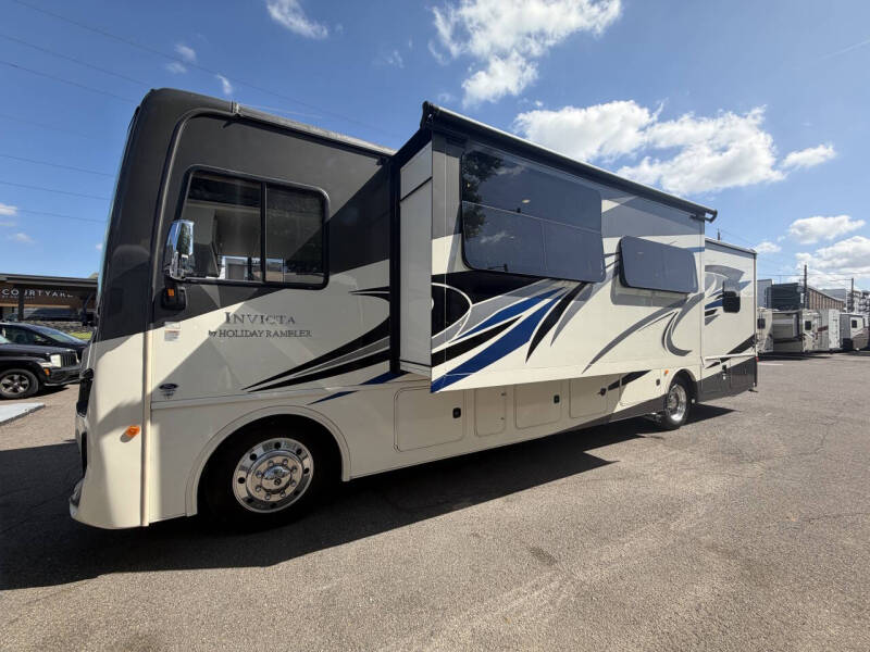 2022 Holiday Rambler Invicta