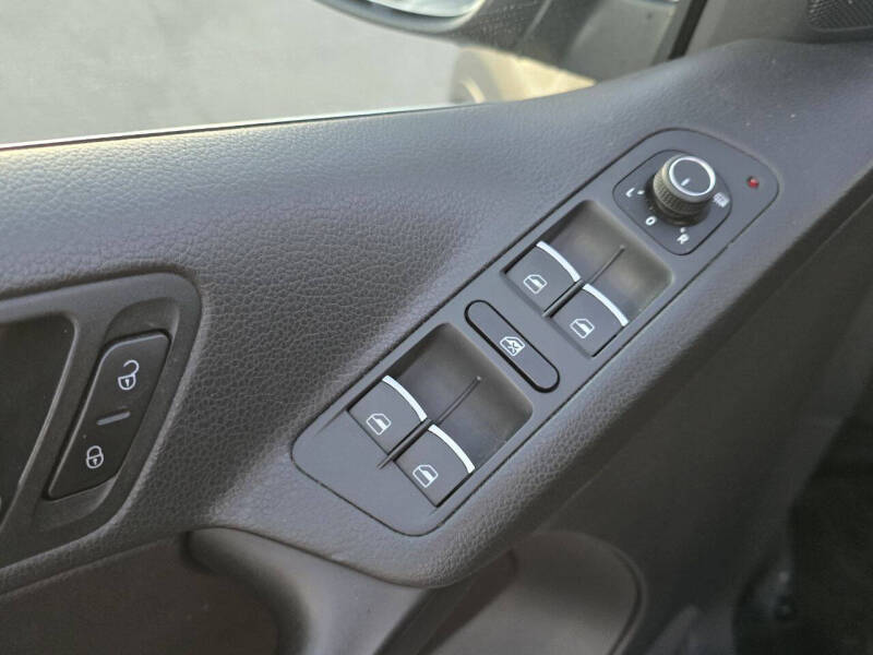 2016 Volkswagen Tiguan 2.0T SE 4Motion