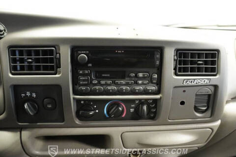 2000 Ford Excursion XLT