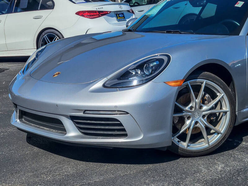 2017 Porsche 718 Cayman
