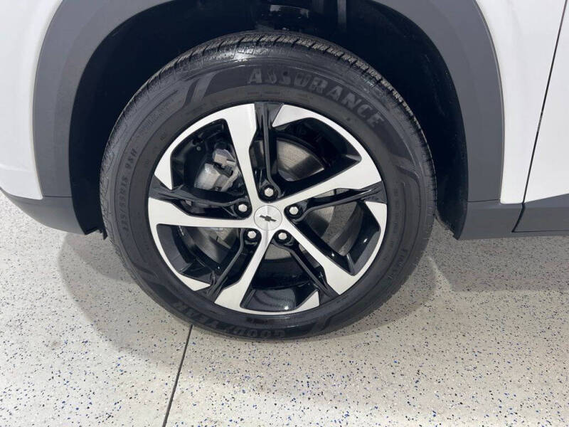 2025 Chevrolet Trax RS