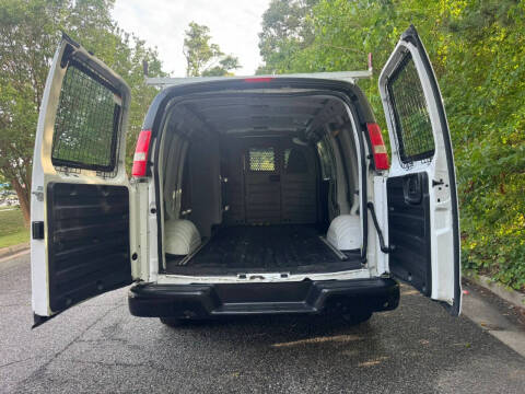 2017 Chevrolet Express 2500