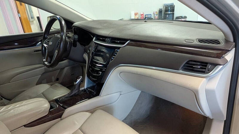 2016 Cadillac XTS Luxury