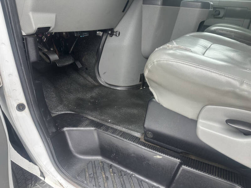 2009 Ford E-Series E-250