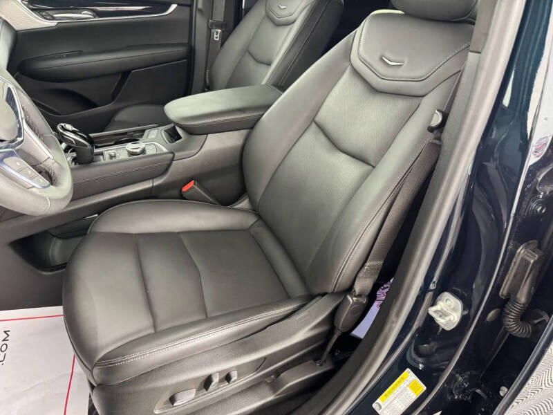 2024 Cadillac XT5 Premium Luxury