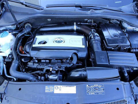 2010 Volkswagen GTI Base PZEV