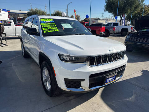 2023 Jeep Grand Cherokee L Laredo
