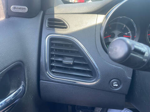 2012 Chrysler 200 Limited