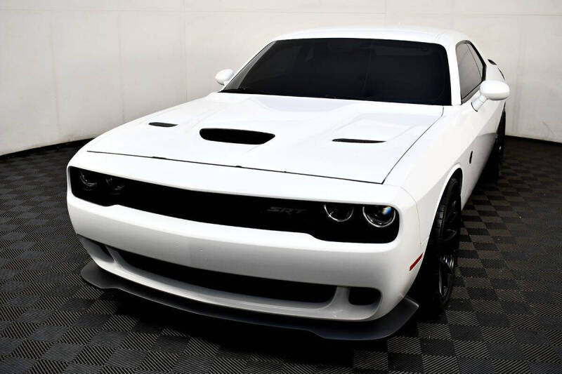 2015 Dodge Challenger SRT Hellcat