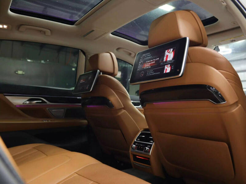 2016 BMW 7 Series 740i