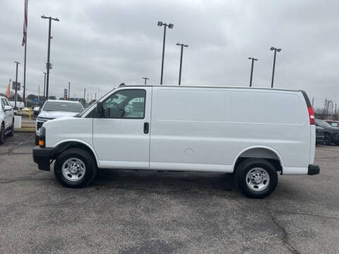 2025 Chevrolet Express 2500