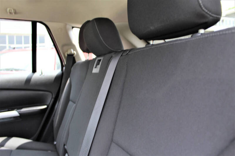 2013 Ford Edge SE